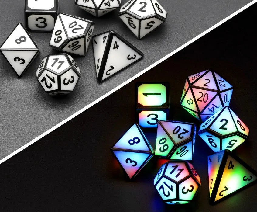 Charging luminous dice chip LED set with USB rechargeable, ABS plastic, 13x9x4cm, available in Colourful White Flash