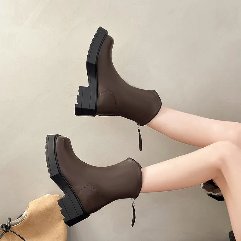 Black women's platform Martin ankle boots with square toe, back zipper, and a 6-8cm heel.