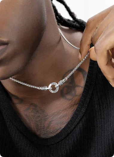 Women's sterling silver S925 clavicle necklace with minimalist pendant on a delicate chain.