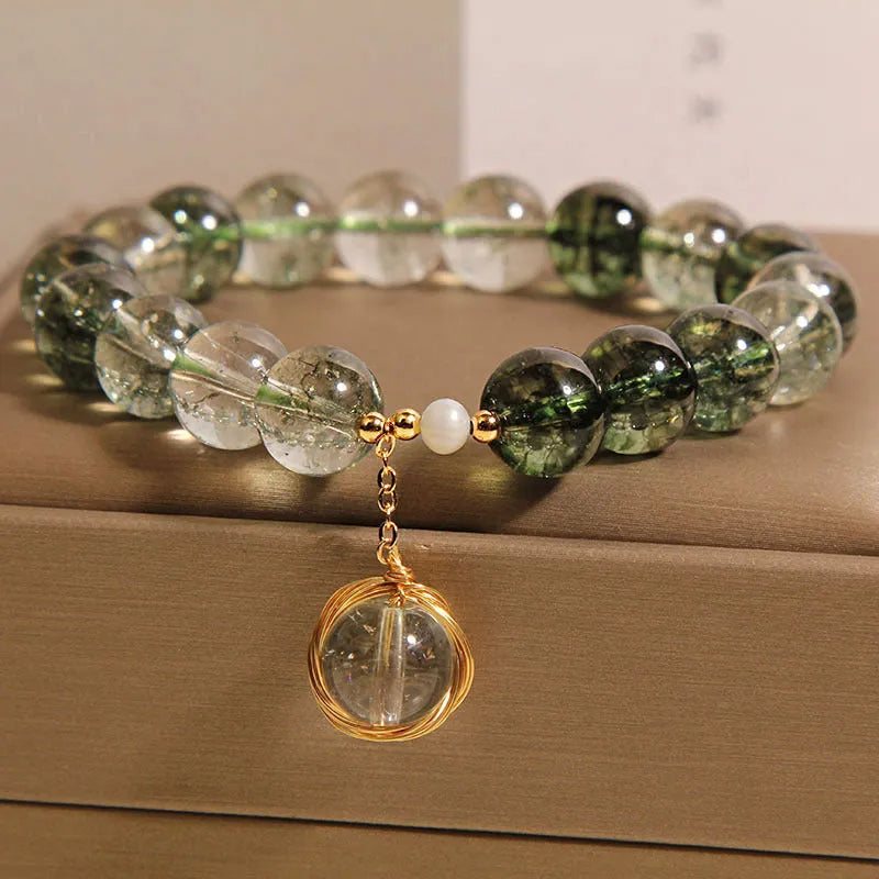 Green phantom quartz and chorite crystal bracelet for women with winding bead design