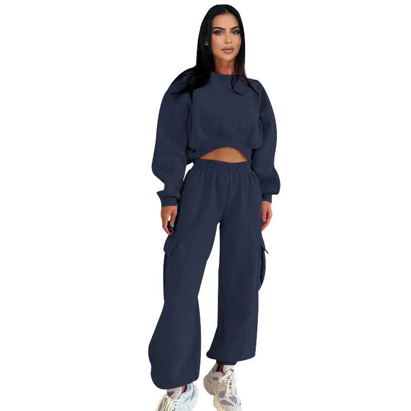 Women's round neck sweatshirt and high waist pocket sweatpants set in solid colour, loose fit, polyester fibre