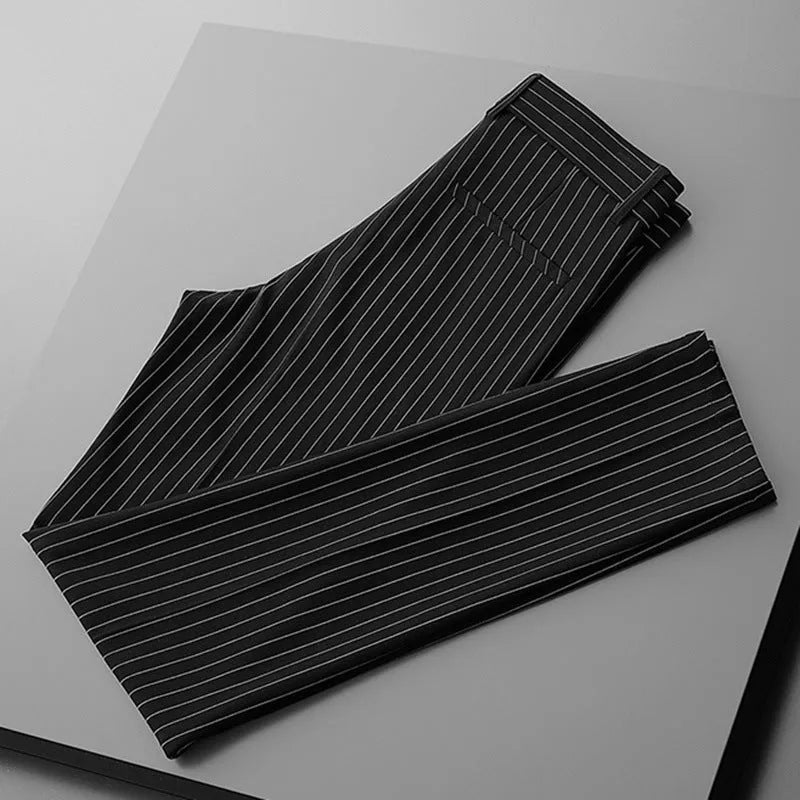 Men's loose fit striped casual suit pants in black and white, showing crop jeans and trousers style options