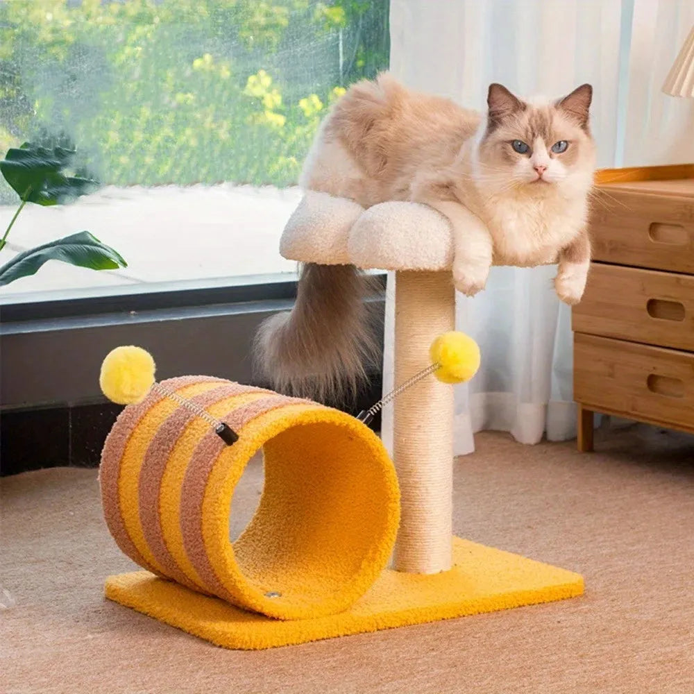 Yellow bee-themed cat climbing frame with sisal scratching board and tunnel measuring 46x36x25 cm