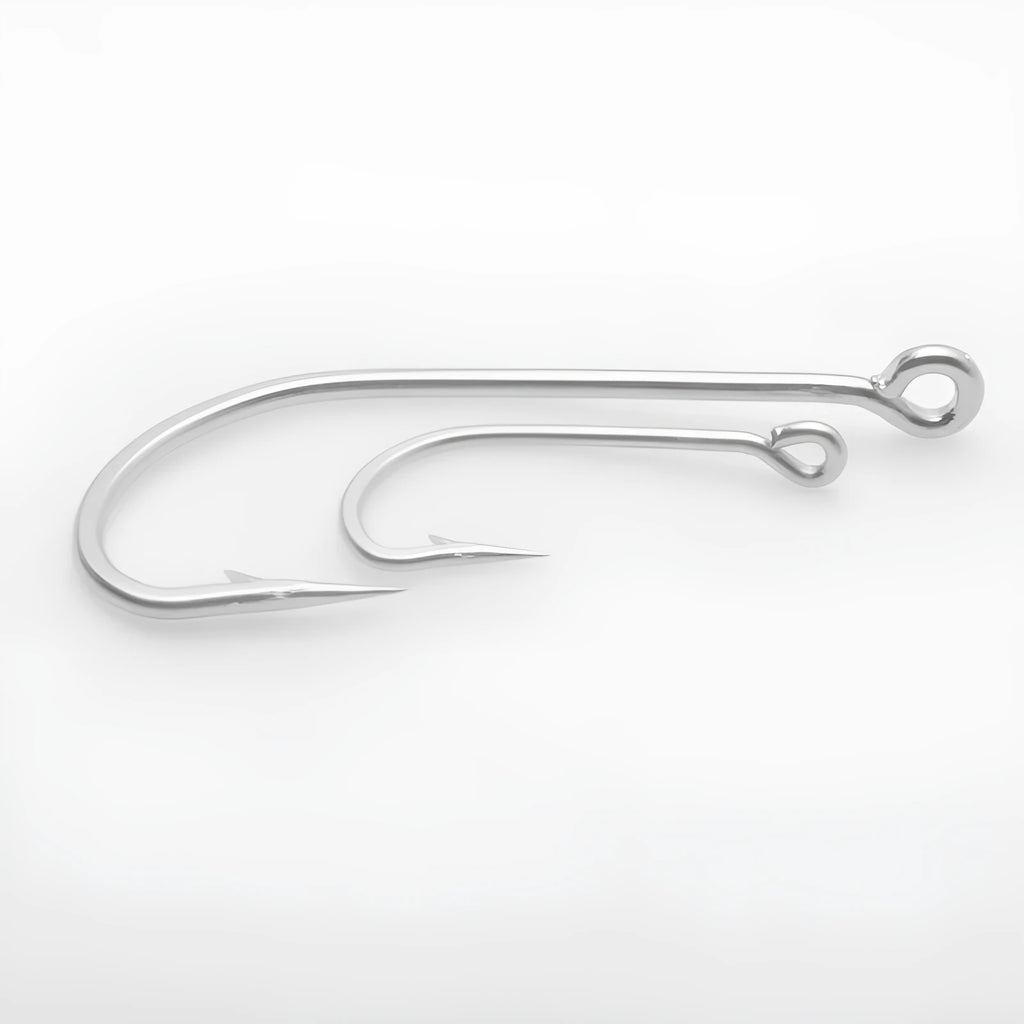 Pack of multi-style alloy fishhooks for saltwater fishing against a blue background.