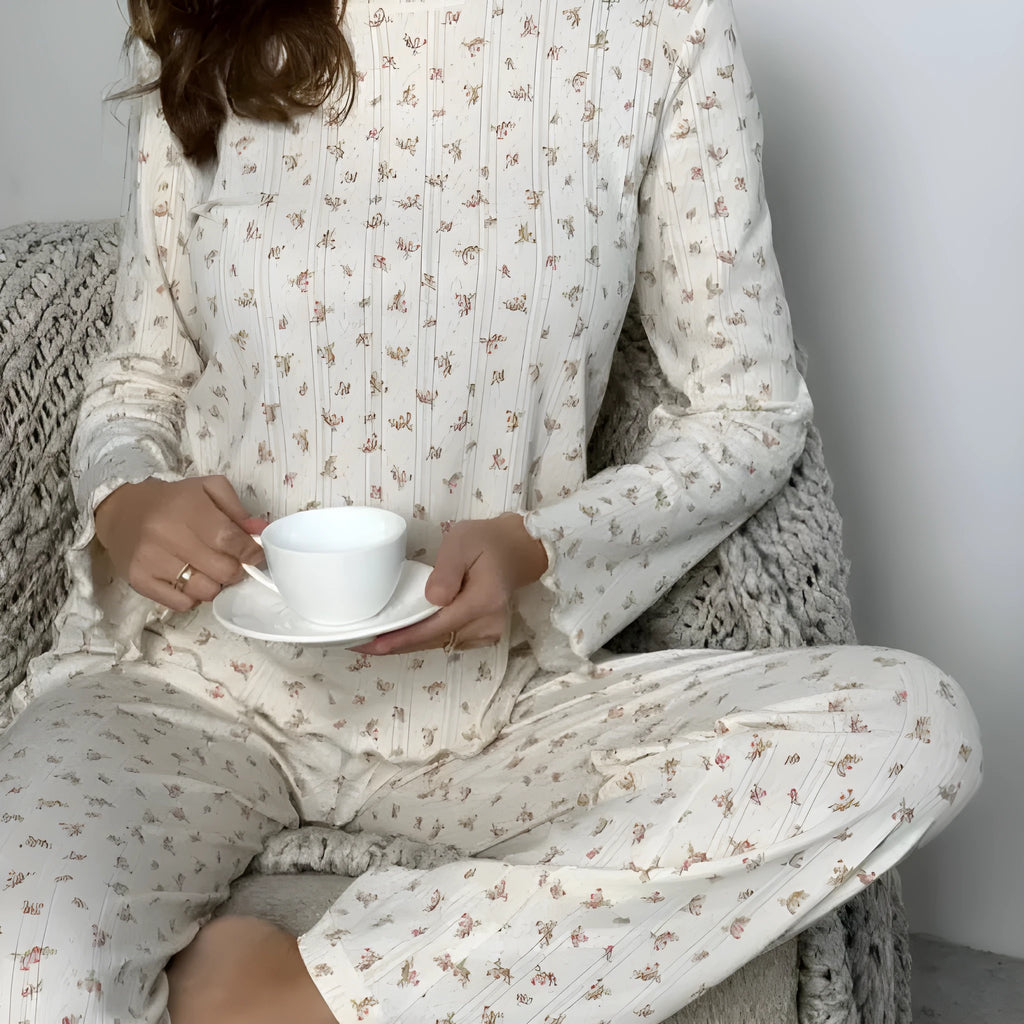 White floral print women's bell sleeve top and wide leg pants casual suit set