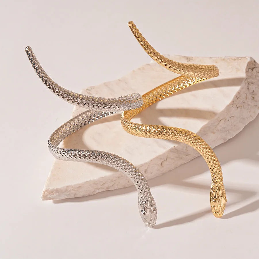 Gold snake design bracelet and ring set with exaggerated twisted winding metal jewellery