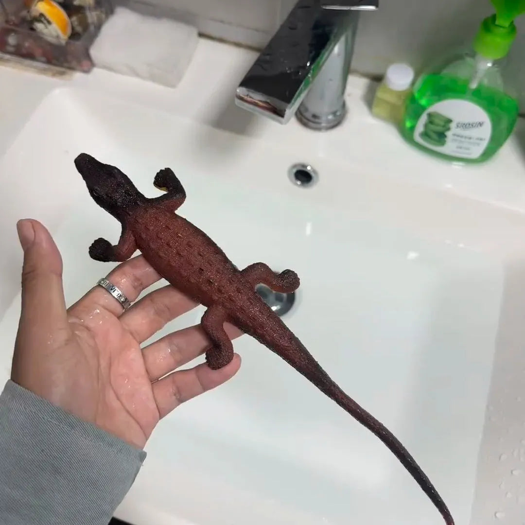 Novelty bubble big bead toy in crocodile shape expands when soaked in water