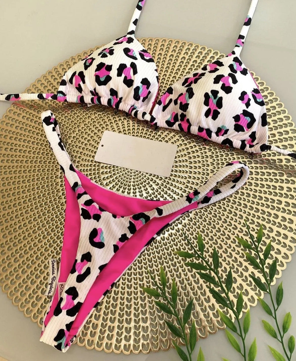 Women's printed bikini swimsuit with quick-drying fabric in European style