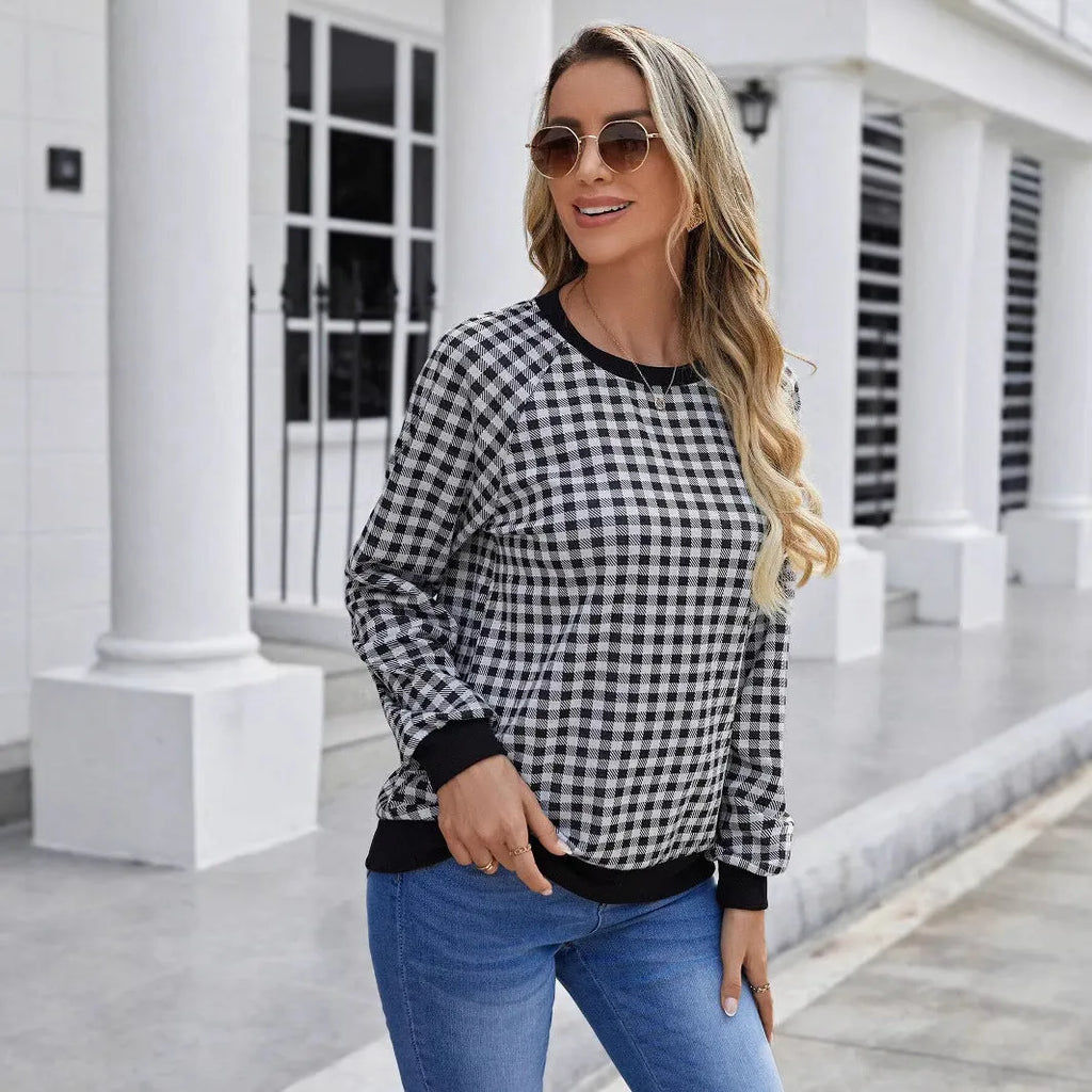 Black Japanese plaid pullover sweater with printed stripe patterns and long sleeves
