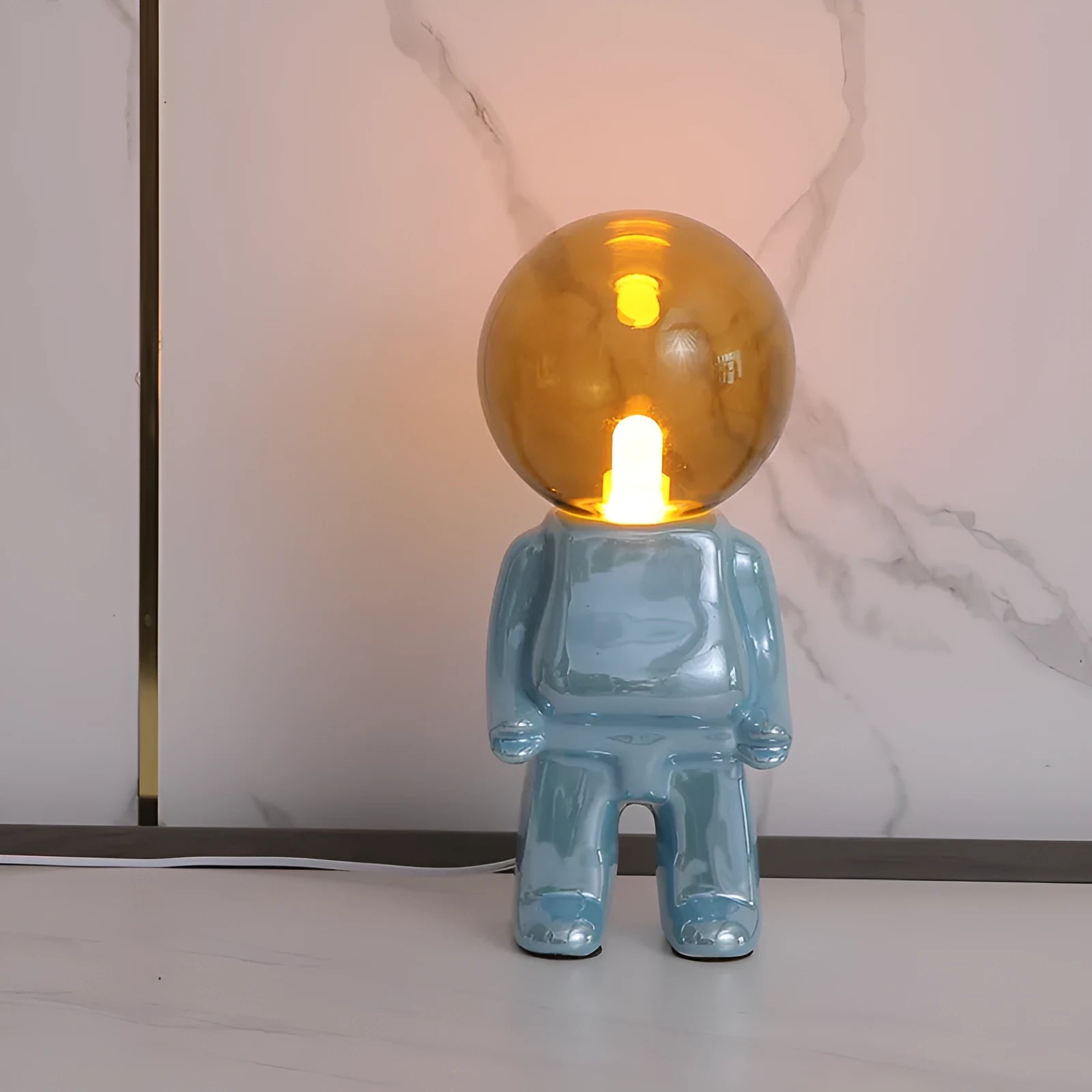 Astronaut movable creative study table lamp 27x12cm USB powered simple modern glass holder desk light