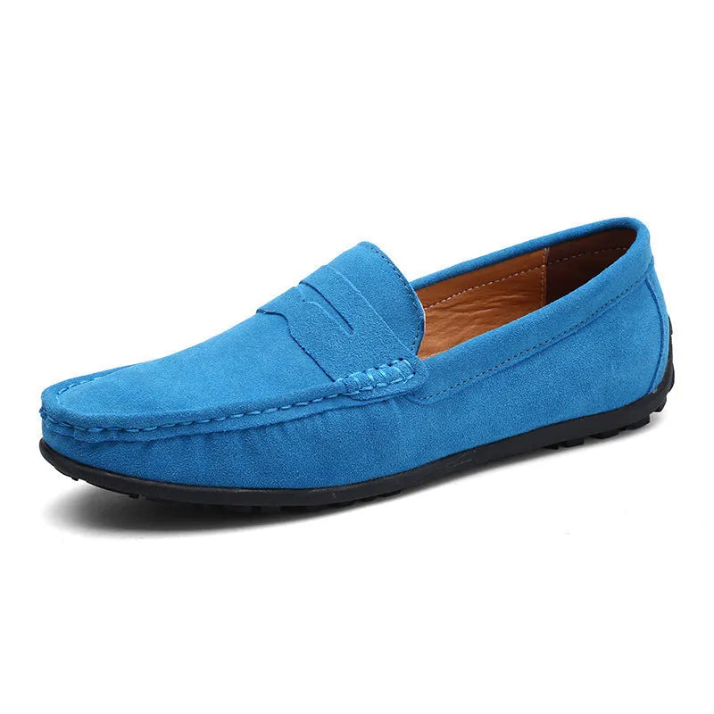 Men's suede casual shoes in British plus sizes with flat rubber soles and round toe design