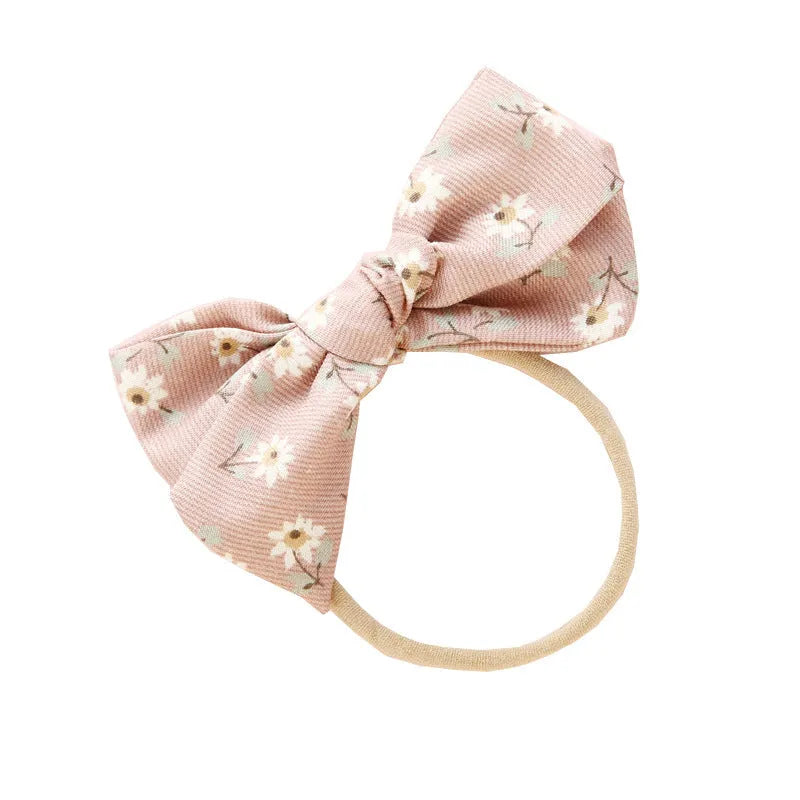 Children's knotted bow hair ring with Snow White print in cloth material