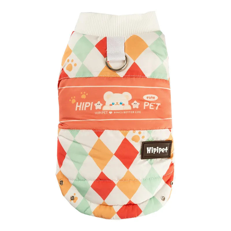 Quilted two-legged pet vest in brown with bear print and integrated leash ring, for cats and dogs in autumn and winter.