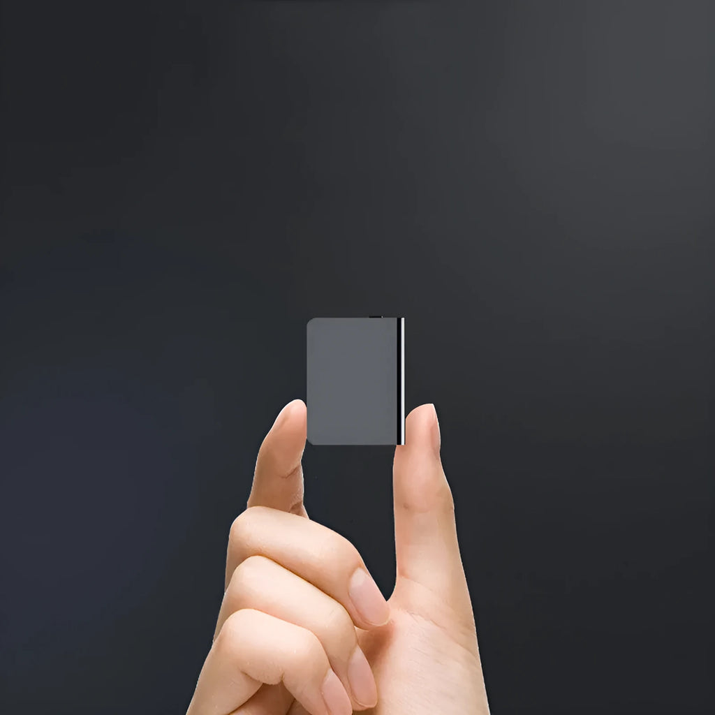 Black digital voice recorder with zinc alloy case and USB port