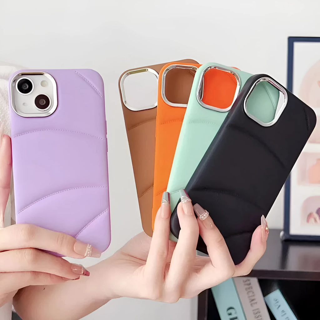 Liquid oil injection silicone frosted phone case for iPhone in black with internal flannel lining