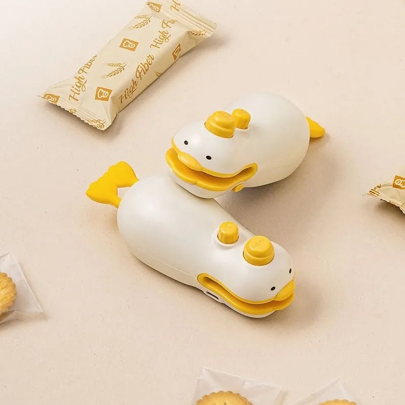Small yellow duck rechargeable sealing machine with charging cable