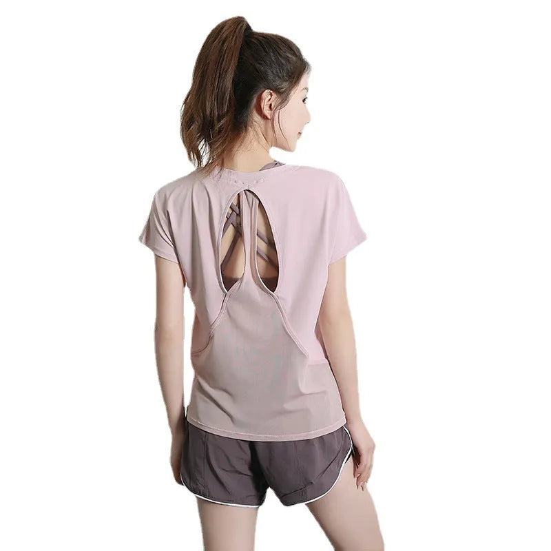 Women's short sleeve sports T-shirt in polyester fabric for athletic activities