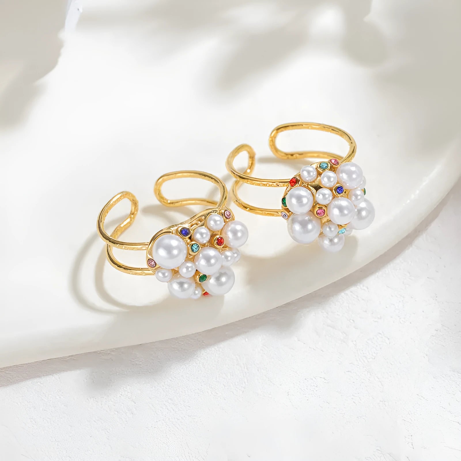 Women's adjustable open mouth ring with pearl and zircon stones on electroplated stainless steel