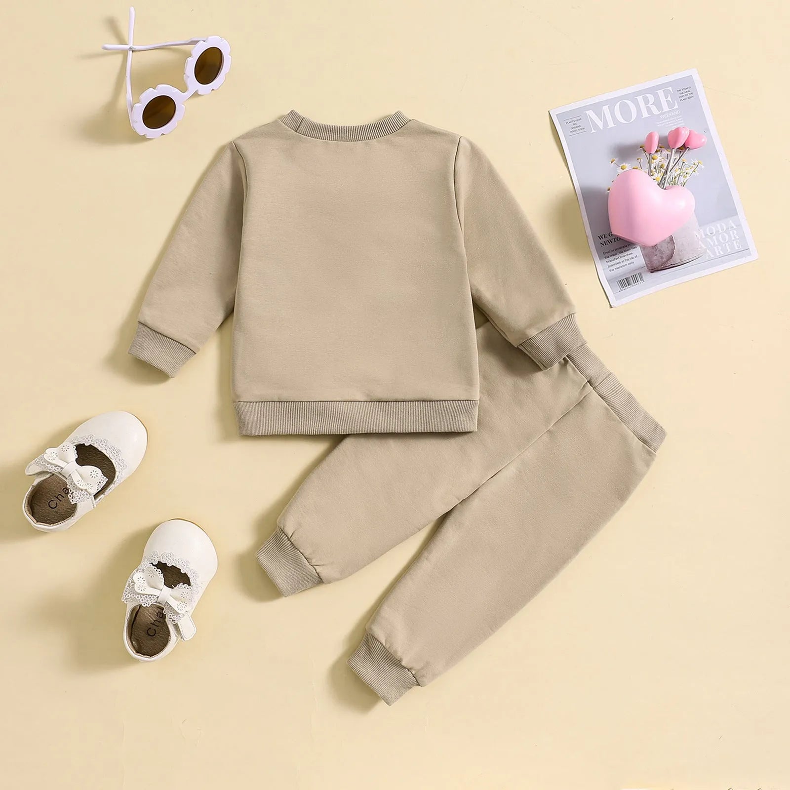 Fashion boys and girls spring autumn cotton suit with cartoon letter patterns in apricot and khaki
