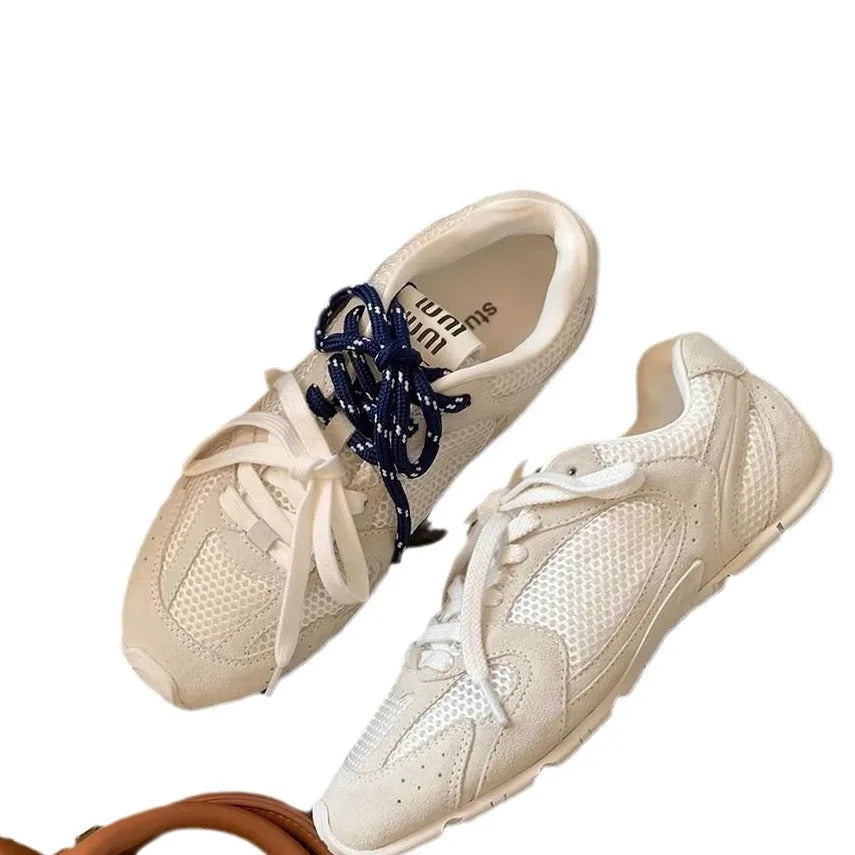 Women's retro German-style training casual shoes in artificial PU with flat heel and lace-up front.