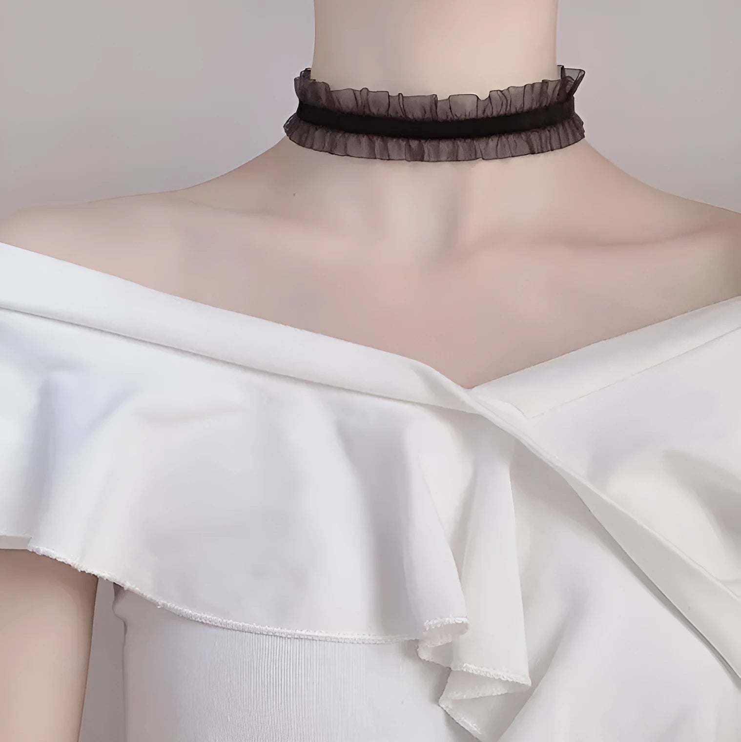 Velvet ruffled clavicle necklace with flower pendant and snake bone chain in three colour options