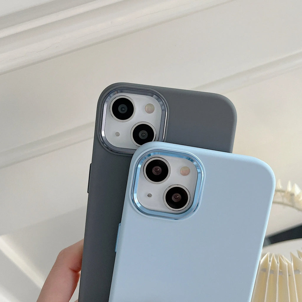 Full-cover liquid silicone metal phone case for iPhone 12 13 14 in Antique White colour