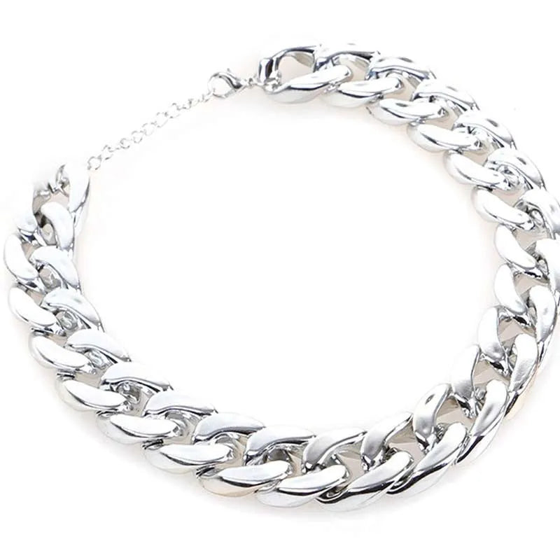 Gold colour dog chain collar with twisted piece design and buckle for small to medium dogs