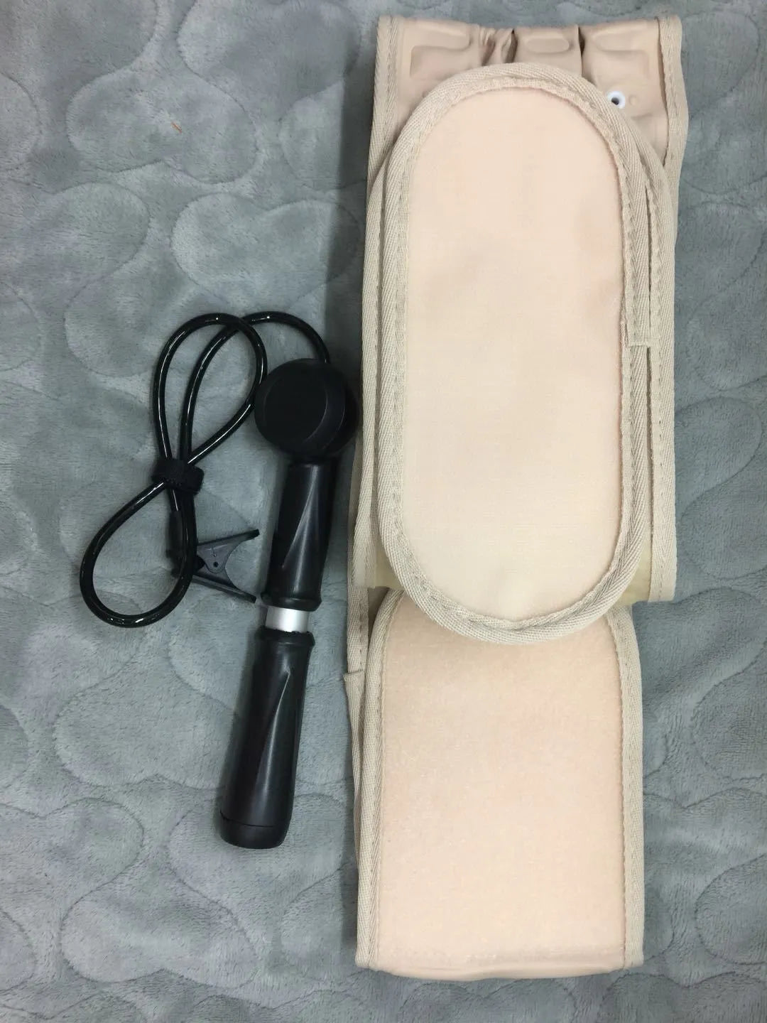 Waist air traction brace belt with inflatable ball for lumbar support and back massage