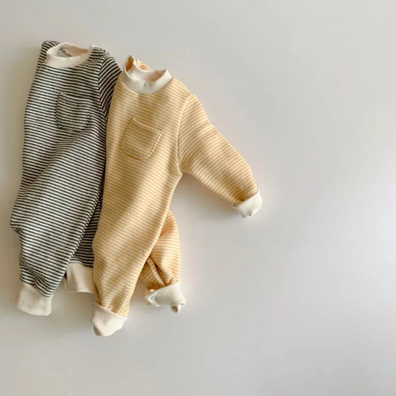Striped cotton baby jumpsuit with long sleeves in yellow or black colour options