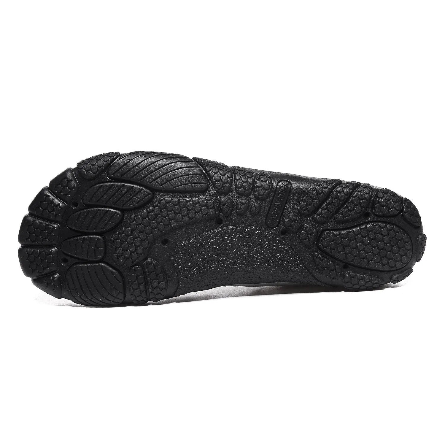Men's and women's low-top outdoor water shoes with elastic band and mesh upper in multiple colours.