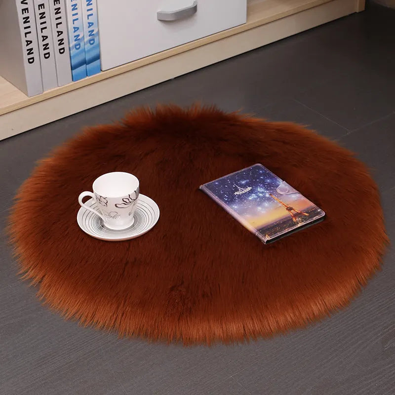 35cm round wool carpet in beige colour with plush texture for bedroom floor