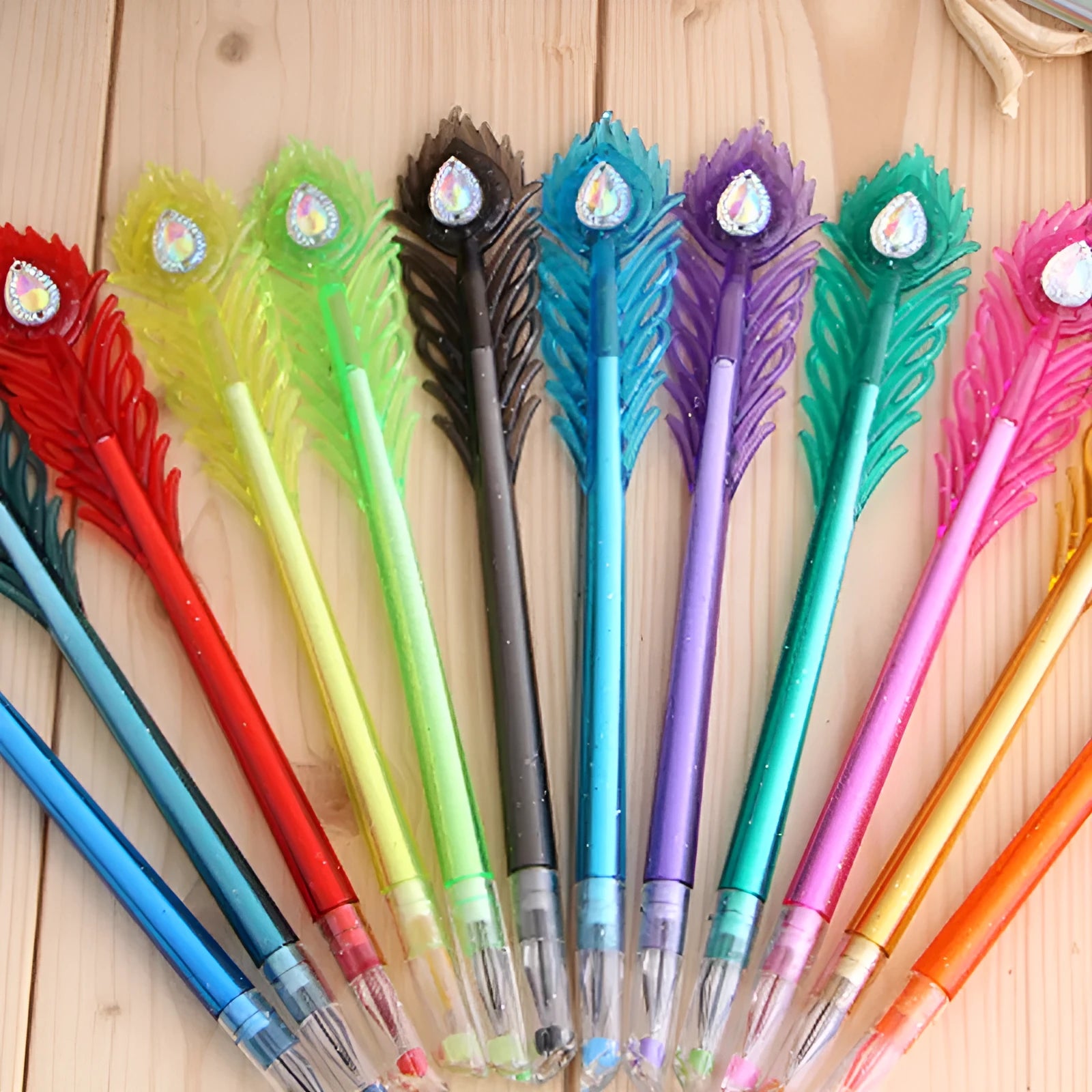 12-colour gel pen set with peacock feather design and replaceable refills