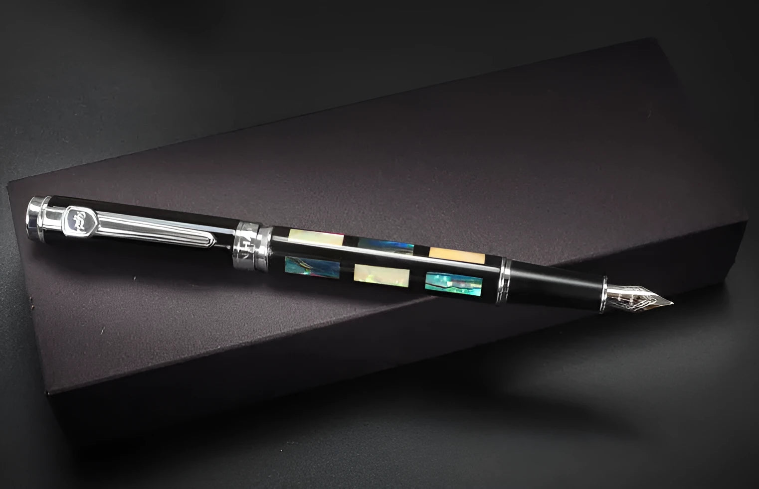 Ceramic colour lacquer fountain pen with metal shell and choice of three nib sizes.
