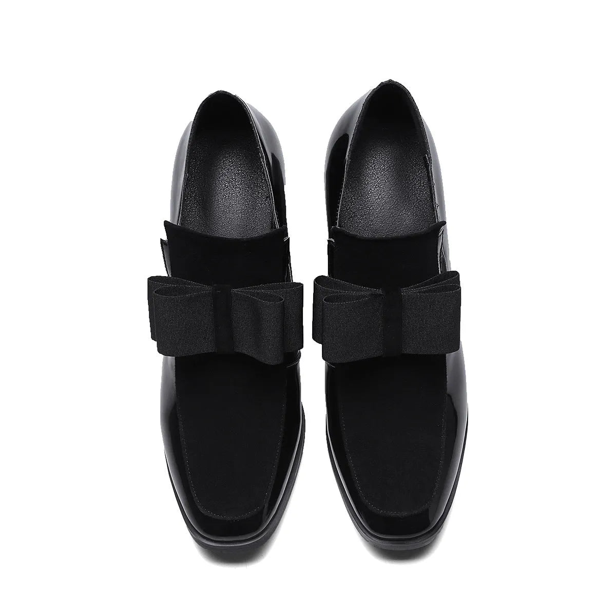 Black patent leather women's high heels with a thick 8cm heel and square toe, side view.