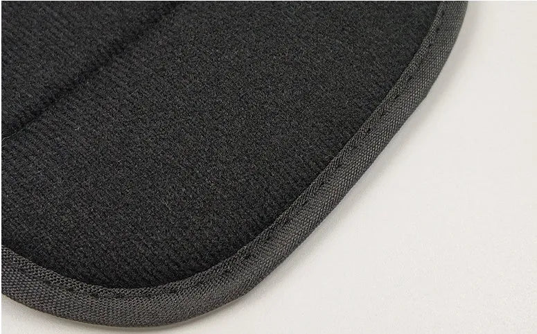Adjustable Velcro maternity support belt for pregnancy in elastic material.