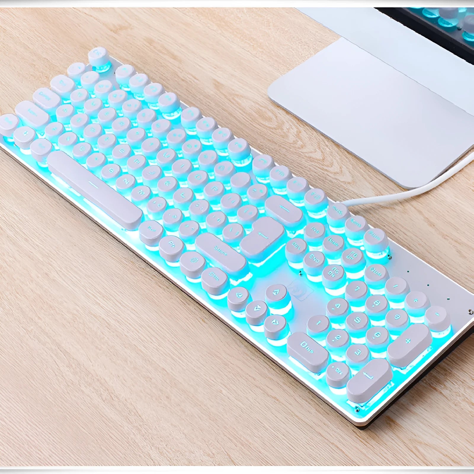 Viper wired gaming keyboard with retro punk luminous backlight, 104 keys, USB connection, black colour