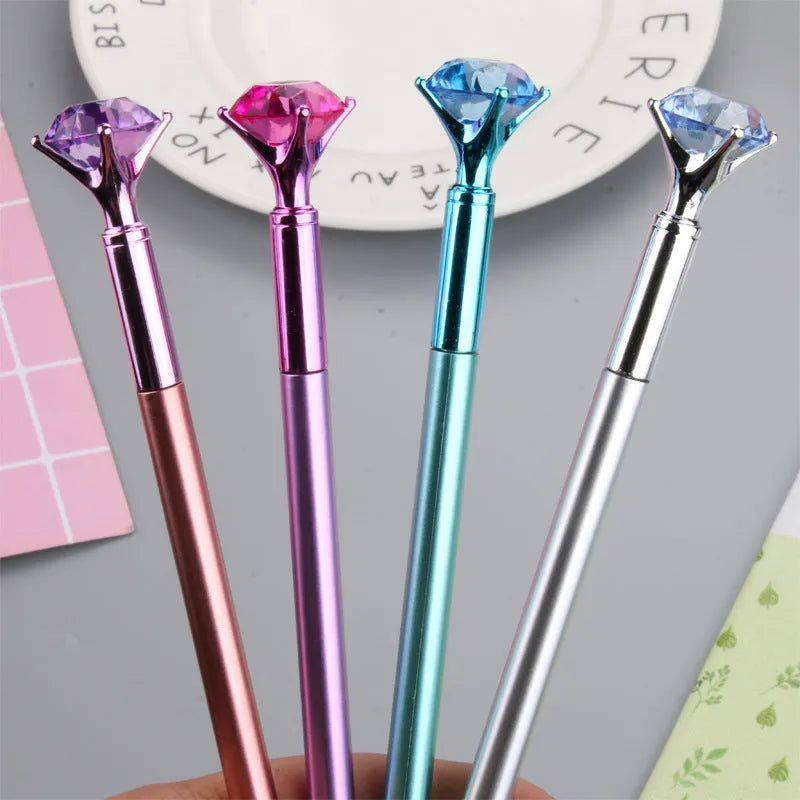 Metallic diamond gel pen with multicolor tip, black ink, 17cm plastic body, purple colour, on white background