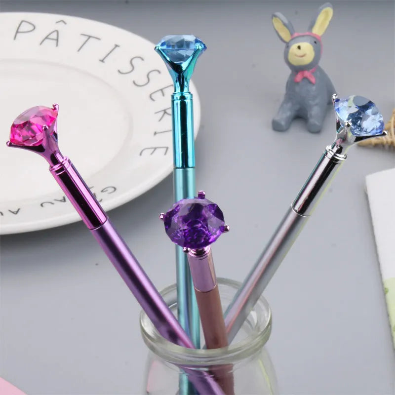 Metallic diamond gel pen with multicolor tip, black ink, 17cm plastic body, purple colour, on white background
