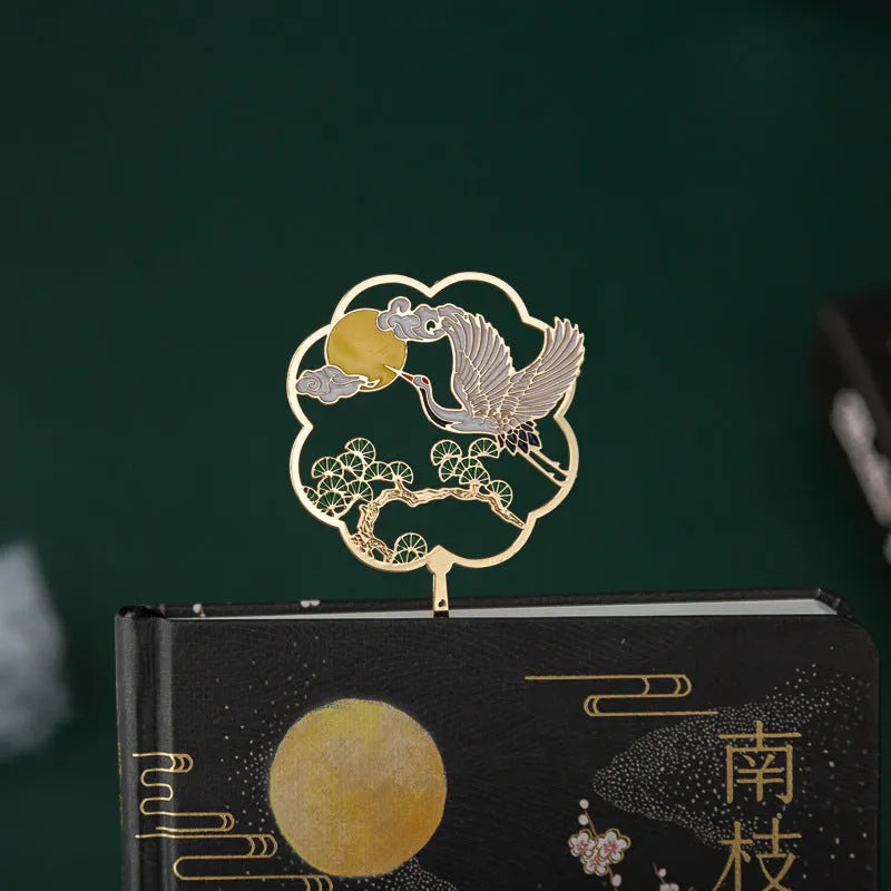 Chinese style metal shell feather pen set with four packs of coloured feathers and a notebook.