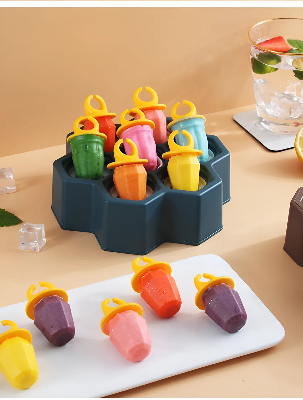 Flexible plastic ice cream mould with anti-drip design in honeycomb and rectangle shapes