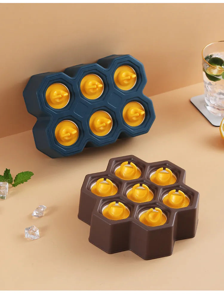 Flexible plastic ice cream mould with anti-drip design in honeycomb and rectangle shapes