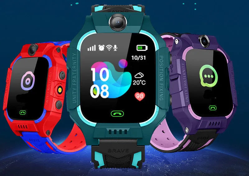 Z6 Q19 children's GPS smartwatch in green colour showing 1.44-inch touchscreen on a wrist.