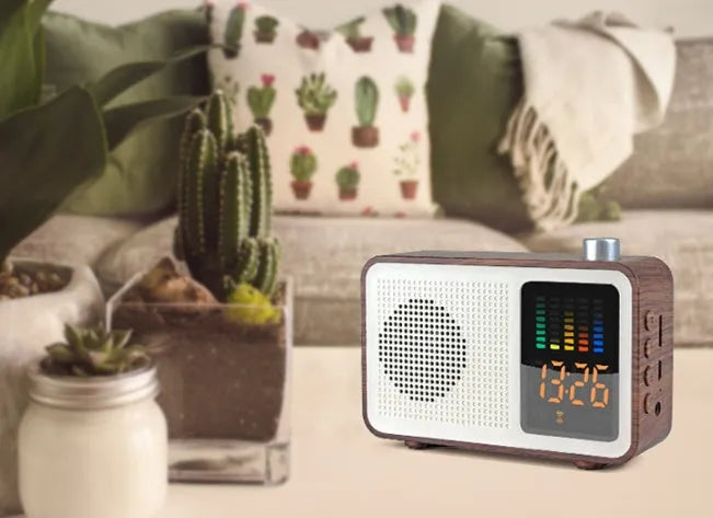 Brown retro style Bluetooth speaker with FM radio and carry handle