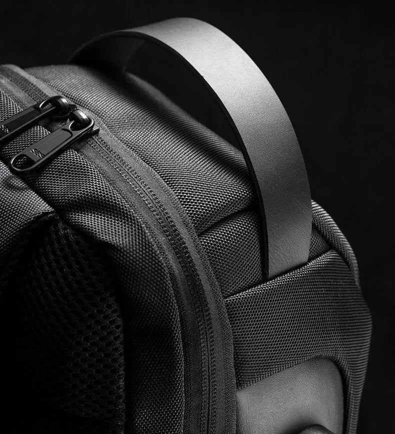 Men's canvas chest shoulder bag in square vertical design with business organiser compartments