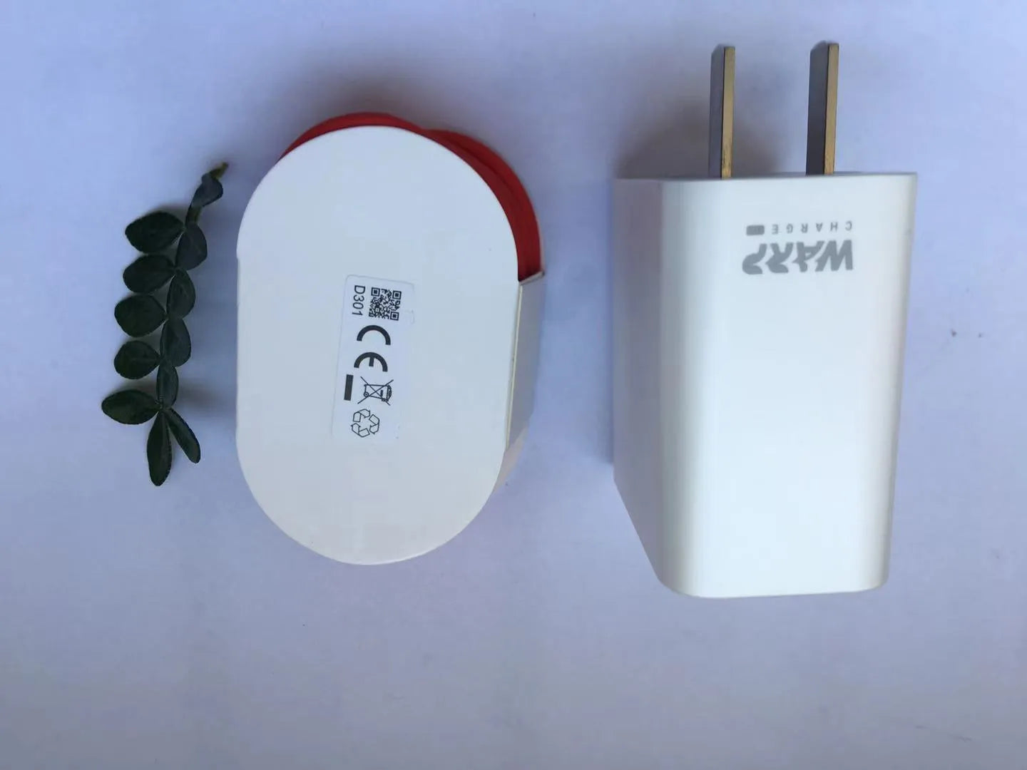 30W English-style USB charger with 1 metre 6A fast charging data cable