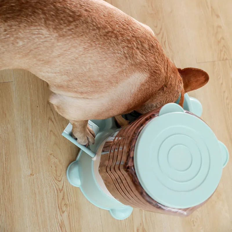 Automatic dog food machine 1.8L puzzle slow feeder in apricot colour with PP and PET materials