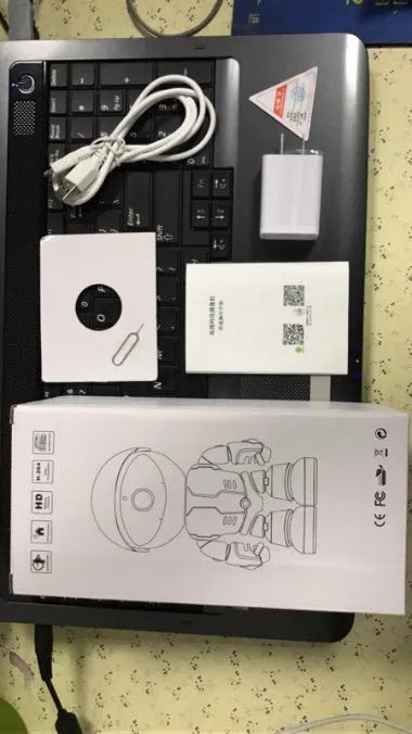 1080p indoor WiFi IP camera robot style white with pan tilt night vision and UK plug