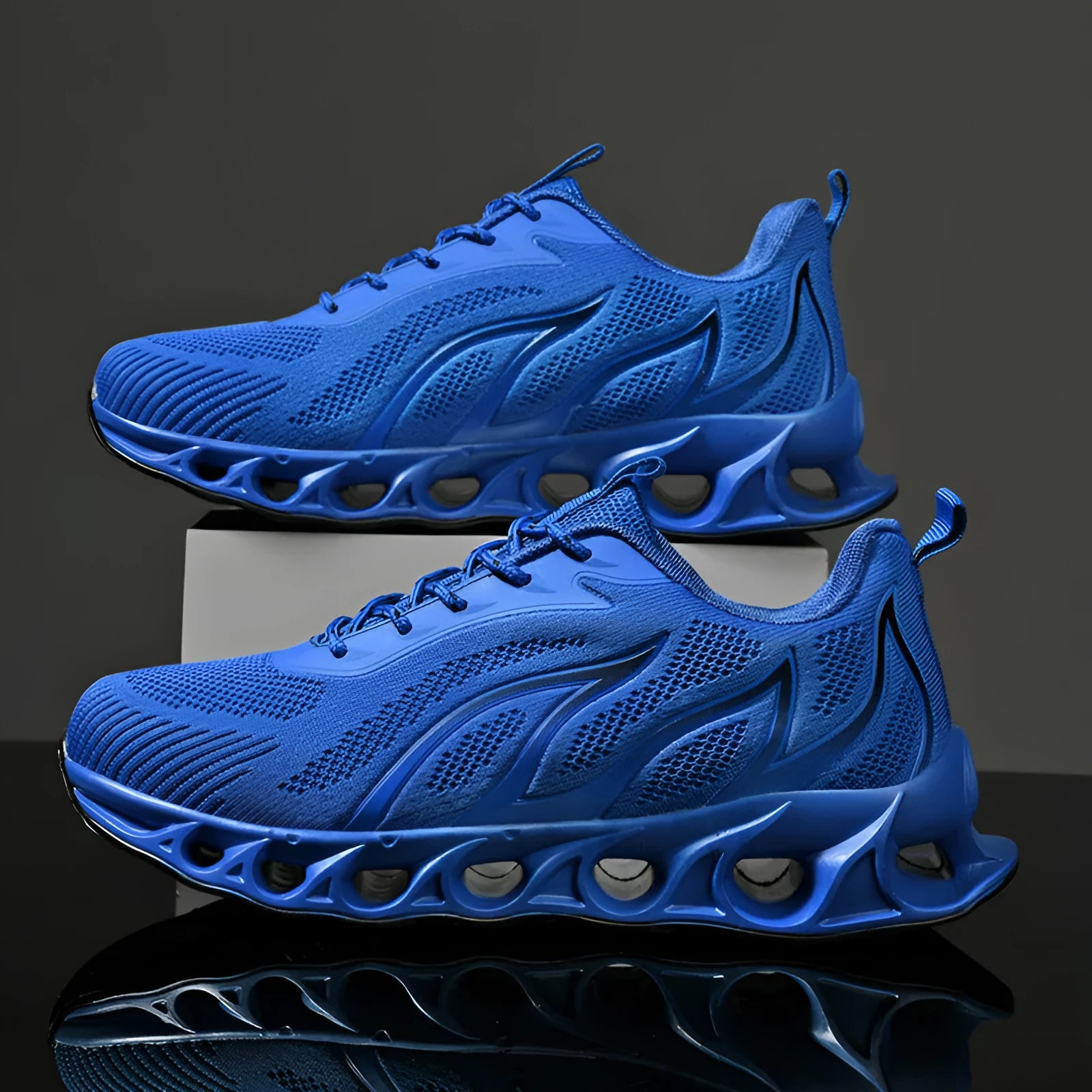 Men's sapphire blue sports casual shoes with flame design and mesh upper