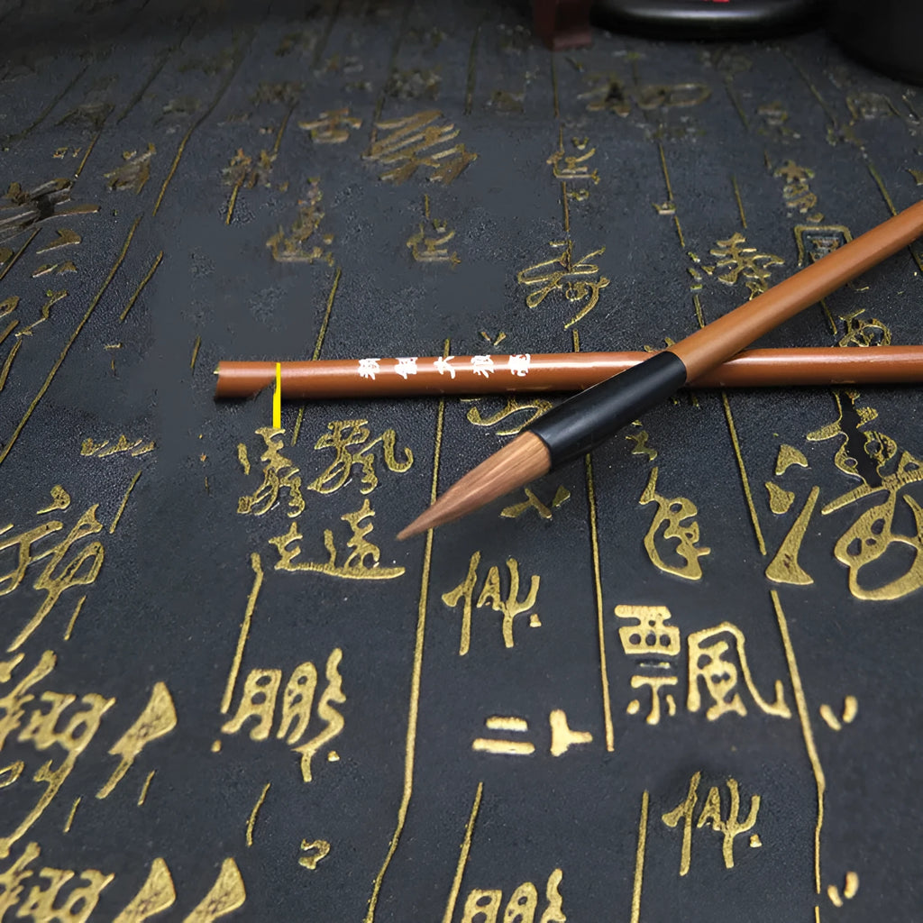 The Cloud Brushes calligraphy brush set with solid wood or bamboo handles in three sizes S M L brown white