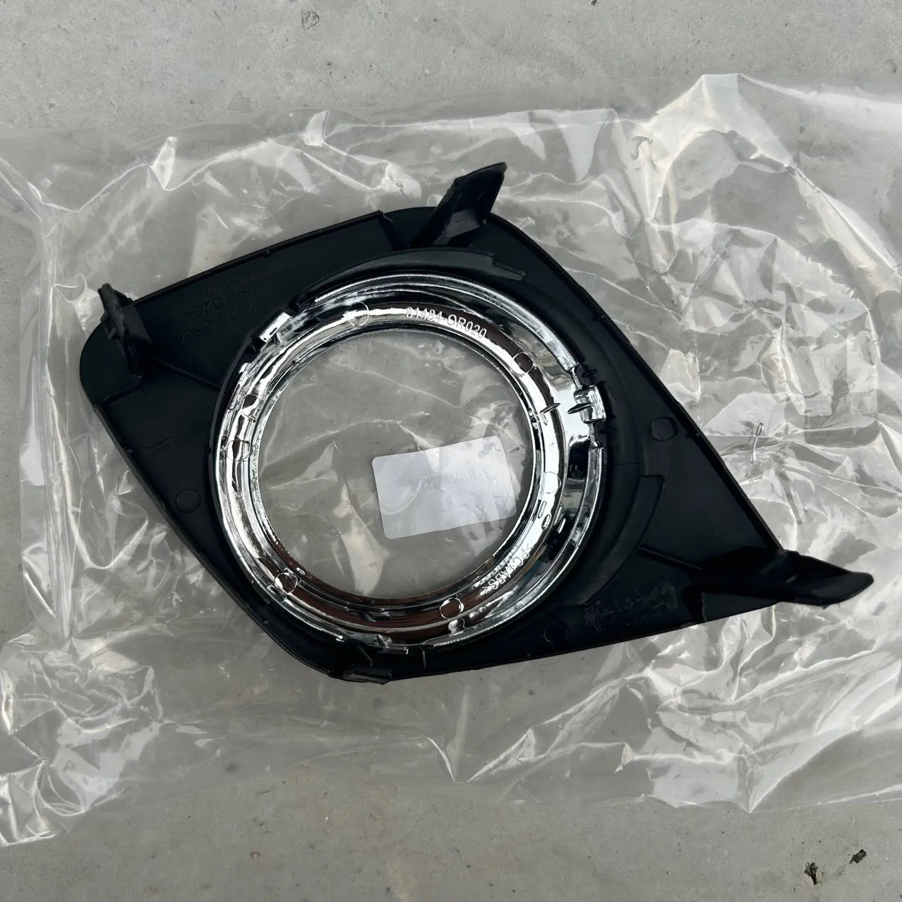 Black RAV4 front bumper fog light protection covers for driver and passenger sides